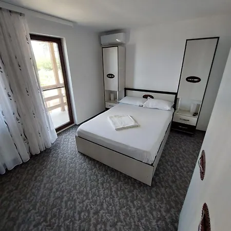 Casa Jolie Guest house *